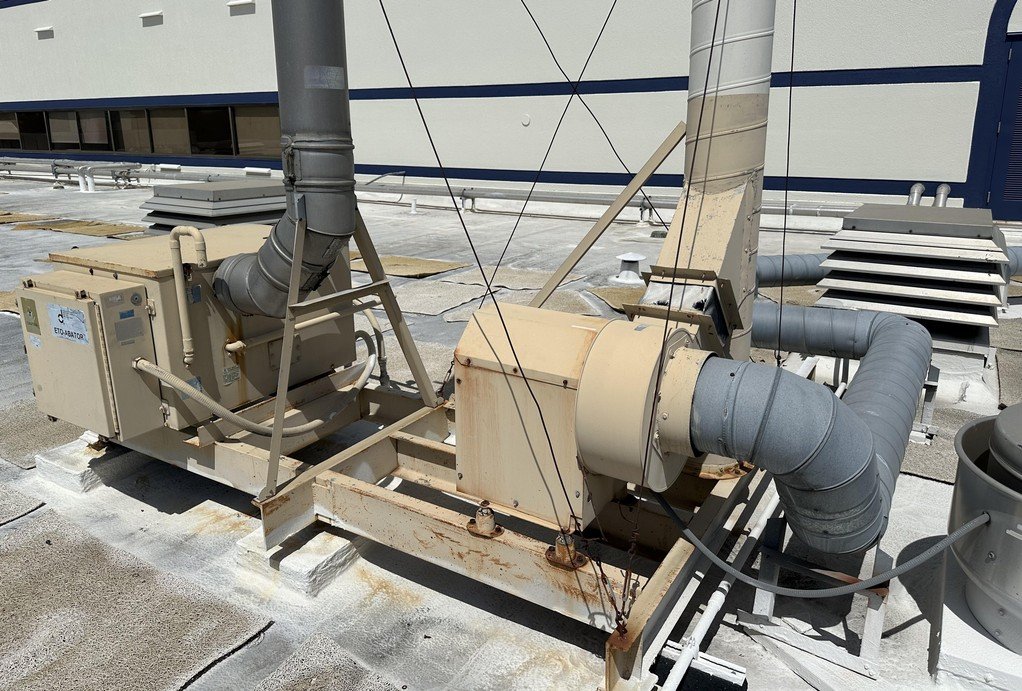 Rooftop equipment, San Leandro Hospital