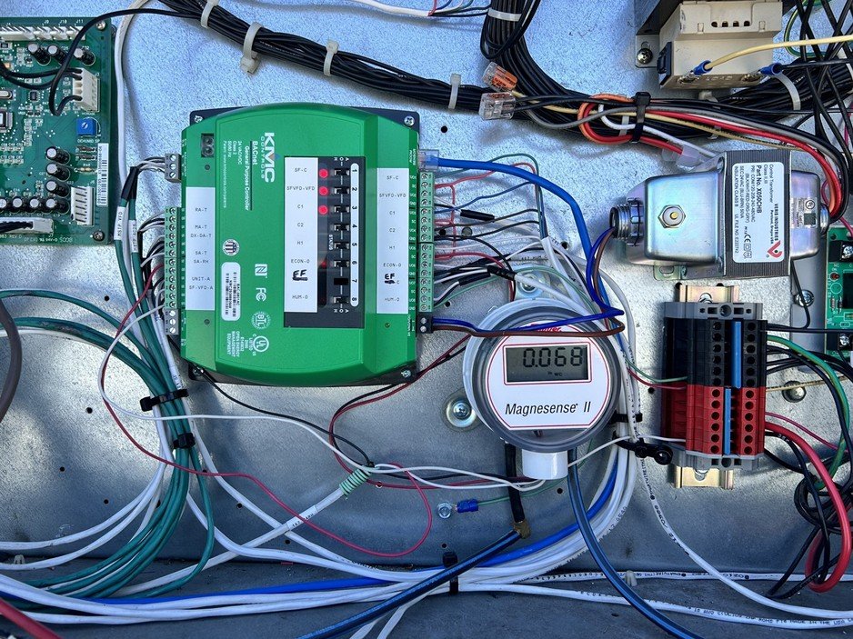 Building automation controller
