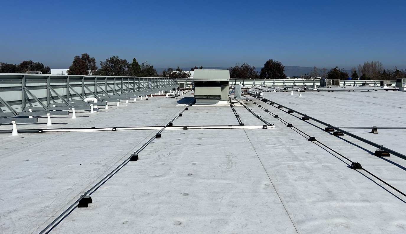Rooftop HVAC units, Smart Modular Technologies